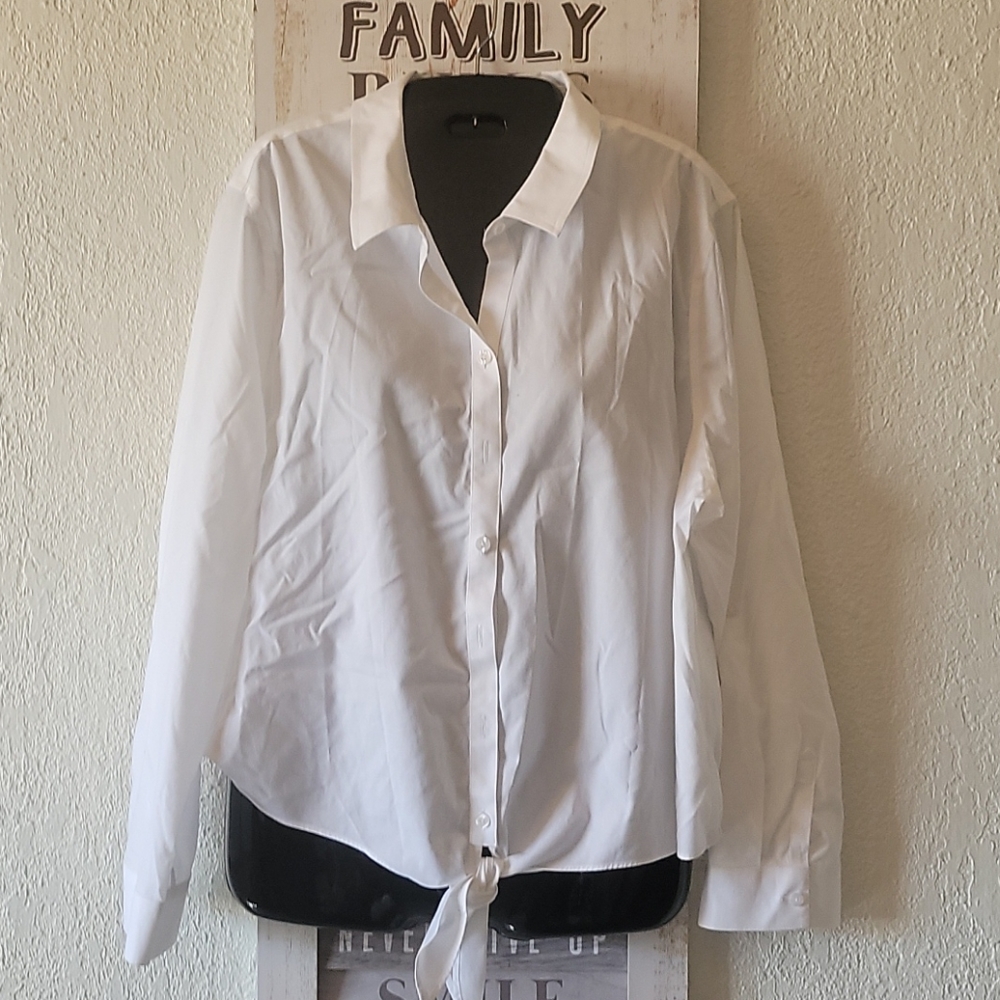 White women's shirt size 3 , large